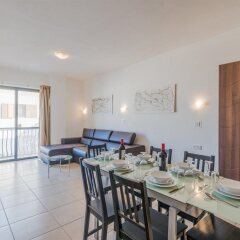 Отель Seashells Self Catering Apartment Мальта, Буджибба - отзывы, цены и фото номеров - забронировать отель Seashells Self Catering Apartment онлайн комната для гостей фото 5