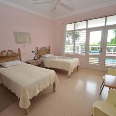 Отель Hang Time, 3BR by Jamaican Treasures комната для гостей фото 3