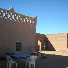 Отель Dar el Khamlia Марокко, Мерзуга - отзывы, цены и фото номеров - забронировать отель Dar el Khamlia онлайн вид на фасад
