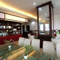 Отель Hue Smile Hotel Вьетнам, Хюэ - отзывы, цены и фото номеров - забронировать отель Hue Smile Hotel онлайн гостиничный бар
