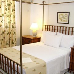 Grenadine House in Kingstown, St. Vincent and the Grenadines from 167$, photos, reviews - zenhotels.com guestroom