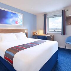 Отель Travelodge Heathrow Terminal 5 комната для гостей фото 3