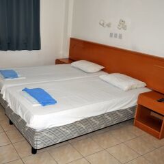 DebbieXenia Hotel Apartments комната для гостей фото 6