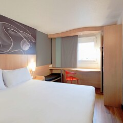 Отель ibis Paris Montmartre 18ème комната для гостей фото 5