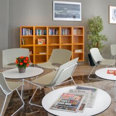 Отель Aparthotel CYE Holiday Centre развлечения