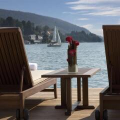 Отель Falkensteiner Schlosshotel Velden пляж