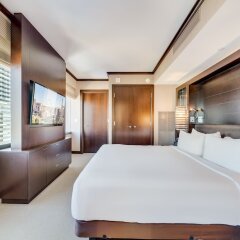 Отель Jet Luxury at the Vdara Condo Hotel США, Лас-Вегас - отзывы, цены и фото номеров - забронировать отель Jet Luxury at the Vdara Condo Hotel онлайн комната для гостей фото 5