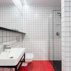 Отель Aparthouse Woźna 11 Old Town Польша, Познань - отзывы, цены и фото номеров - забронировать отель Aparthouse Woźna 11 Old Town онлайн ванная фото 3
