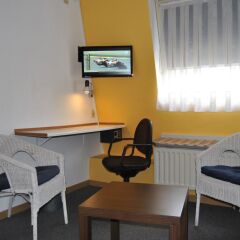 Отель Hôtel Passerelle Liège Льеж в номере