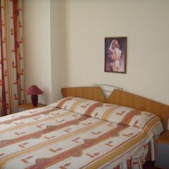 Lyulyatsi Spa Hotel Боженци сейф в номере