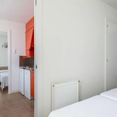 Отель Residencia Manuel Agud Querol (Centro Adscrito a la REAJ) Испания, Сан-Себастьян - отзывы, цены и фото номеров - забронировать отель Residencia Manuel Agud Querol (Centro Adscrito a la REAJ) онлайн комната для гостей фото 4