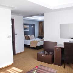 Отель Breeze Boutique Hotel Греция, Афины - 1 отзыв об отеле, цены и фото номеров - забронировать отель Breeze Boutique Hotel онлайн удобства в номере
