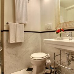 Отель Orlando Palace Apartments Италия, Флоренция - отзывы, цены и фото номеров - забронировать отель Orlando Palace Apartments онлайн ванная фото 2