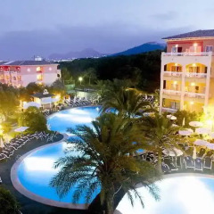 Отель Aparthotel Green Garden пляж