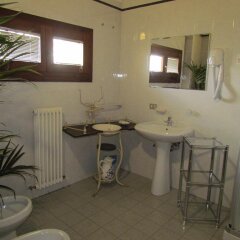 Отель Ristorante Alloggio Ostello Amolara Адрия в номере