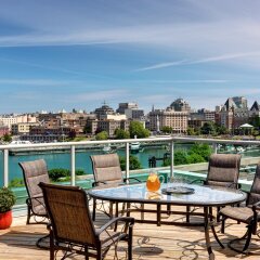 Отель Best Western PLUS Inner Harbour Hotel Канада, Виктория - отзывы, цены и фото номеров - забронировать отель Best Western PLUS Inner Harbour Hotel онлайн балкон