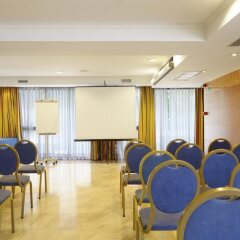 Отель Exe Cristal Palace Испания, Барселона - 12 отзывов об отеле, цены и фото номеров - забронировать отель Exe Cristal Palace онлайн помещение для мероприятий