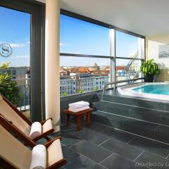 Sheraton Carlton Hotel Nuernberg бассейн