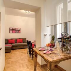 Апартаменты Elegant Apartment Behind The Colosseum Рим в номере фото 2