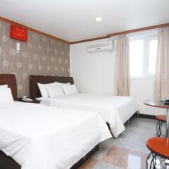Hotel New World комната для гостей