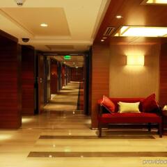 Отель Crowne Plaza Amman Иордания, Амман - отзывы, цены и фото номеров - забронировать отель Crowne Plaza Amman онлайн интерьер отеля