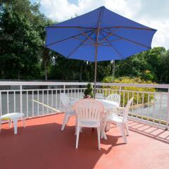 Отель Quality Inn Sarasota North балкон