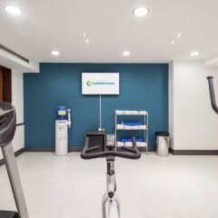 Ilunion Hotel Bilbao фитнесс-зал фото 4