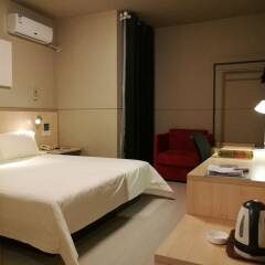 Отель Jinjiang Inn Suzhou Development Zone Donghuan Road Китай, Сучжоу - отзывы, цены и фото номеров - забронировать отель Jinjiang Inn Suzhou Development Zone Donghuan Road онлайн комната для гостей фото 5