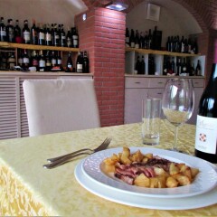 Hotel Montescano Сан-Мартино-Сиккомарио