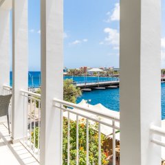 Blue Marlin - Famous Handelskade Apartment in Willemstad, Curacao from 224$, photos, reviews - zenhotels.com balcony