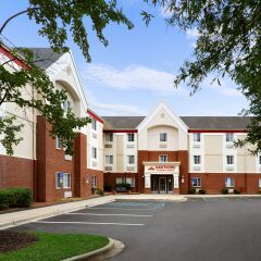 Отель Hawthorn Suites by Wyndham Chicago Schaumburg