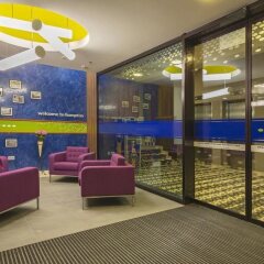 Отель Hampton by Hilton Warsaw City Centre бассейн