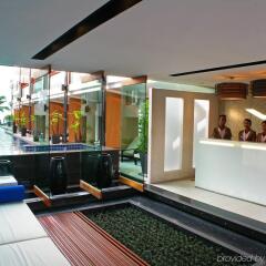 Отель La Flora Resort Patong Пхукет бассейн