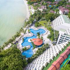 Отель Royal Wing Suites & Spa Таиланд, Паттайя - 3 отзыва об отеле, цены и фото номеров - забронировать отель Royal Wing Suites & Spa онлайн бассейн фото 2