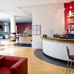 Отель Travelodge Brighton Seafront Брайтон питание