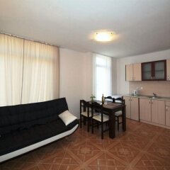 Отель Saint Elena Apartcomplex в номере фото 2