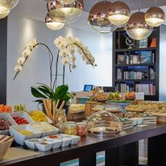 Отель Courtyard by Marriott Bangkok питание фото 3
