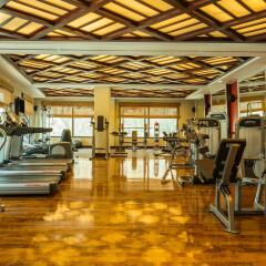 Отель Sofitel Dubai Jumeirah Beach фитнесс-зал