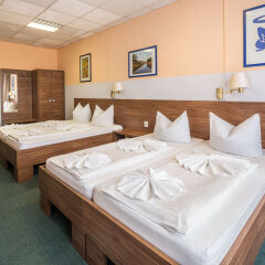 Отель City-Hotel Ansbach am Kurfürstendamm Германия, Берлин - 1 отзыв об отеле, цены и фото номеров - забронировать отель City-Hotel Ansbach am Kurfürstendamm онлайн удобства в номере