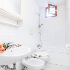 Отель Porta Romana House Флоренция ванная