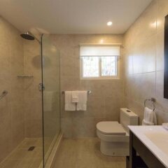 Отель All Seasons Resort - Europa Барбадос, Хоултаун - отзывы, цены и фото номеров - забронировать отель All Seasons Resort - Europa онлайн ванная