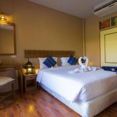 Отель Phuket Chaba Hotel Таиланд, Пхукет - 1 отзыв об отеле, цены и фото номеров - забронировать отель Phuket Chaba Hotel онлайн комната для гостей