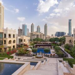 Отель Maison Privee - Burj Khalifa Community бассейн фото 2