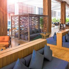 Отель Novotel Phuket Kamala Beach гостиничный бар