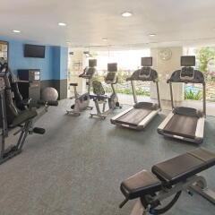 Rendezvous Hotel Singapore фитнесс-зал