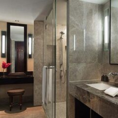 Отель Anantara Riverside Bangkok Resort Таиланд, Бангкок - отзывы, цены и фото номеров - забронировать отель Anantara Riverside Bangkok Resort онлайн ванная фото 2