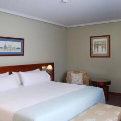 Отель TRYP Madrid Alameda Aeropuerto Hotel Испания, Мадрид - 2 отзыва об отеле, цены и фото номеров - забронировать отель TRYP Madrid Alameda Aeropuerto Hotel онлайн комната для гостей фото 4
