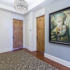 Отель LOFTS at First National интерьер отеля