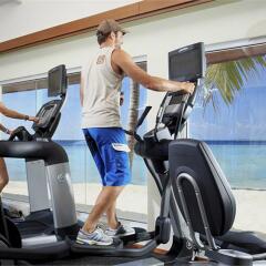 Отель Centara Ras Fushi Resort & Spa Maldives фитнесс-зал фото 4
