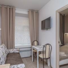 Гостиница Apartaments on Saperniy 8 комната для гостей фото 3